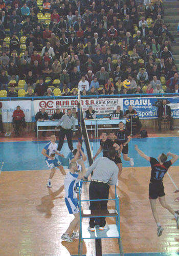 Volei (c) eMM.ro